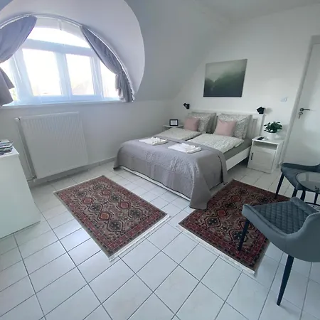 Lillybeth Lakeside Affittacamere 3*