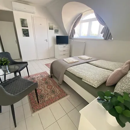 Lillybeth Lakeside Affittacamere Keszthely