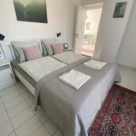 Lillybeth Lakeside Keszthely