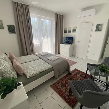 Lillybeth Lakeside Affittacamere Keszthely