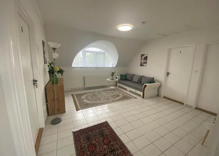 Lillybeth Lakeside 3*