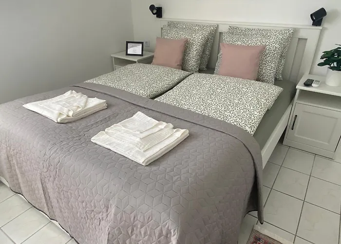 בית הארחה Lillybeth Lakeside קסזטלי