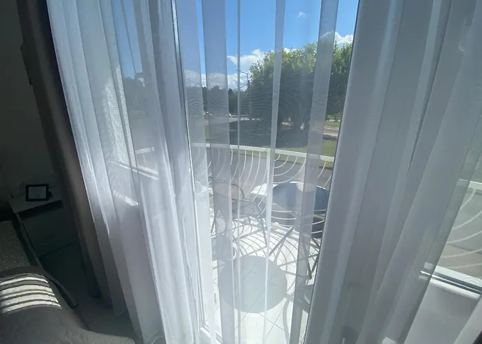 Lillybeth Lakeside 3* קסזטלי